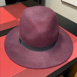 RW&CO. Burgundy Wide Brim Felt Fedora with Black Band